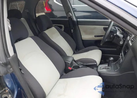 2005 Saab 9-2X Linear z USA, uszkodzony, nr VIN JF4GG61625H056524